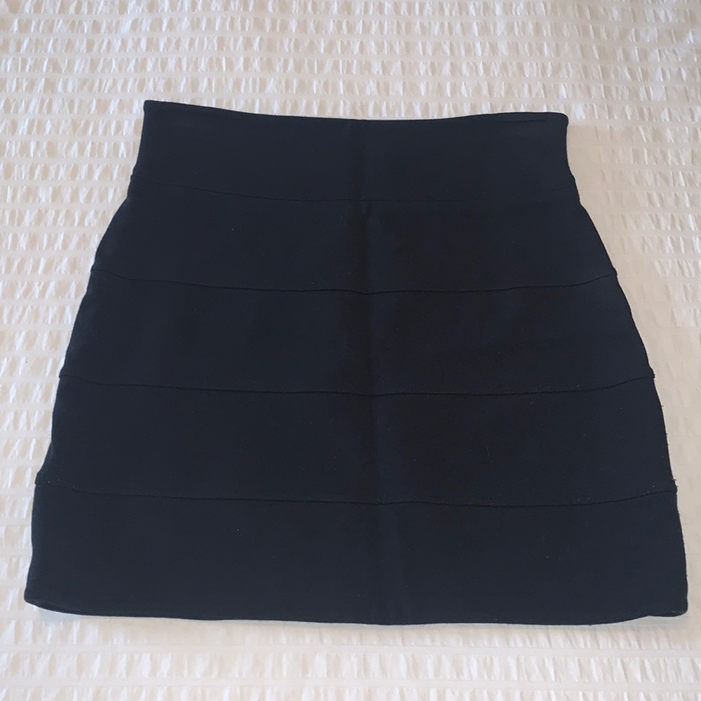 Aritzia Talula Black Skirt